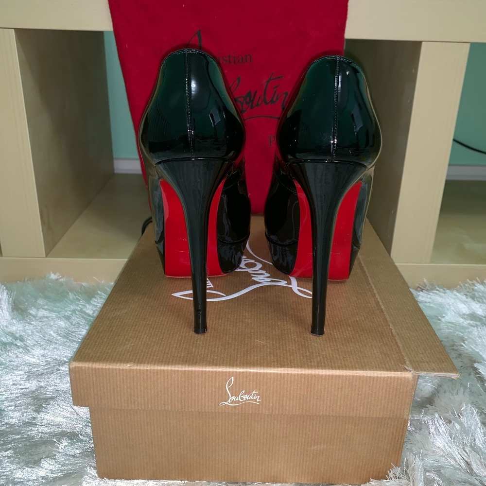 Christian Louboutin Biancas